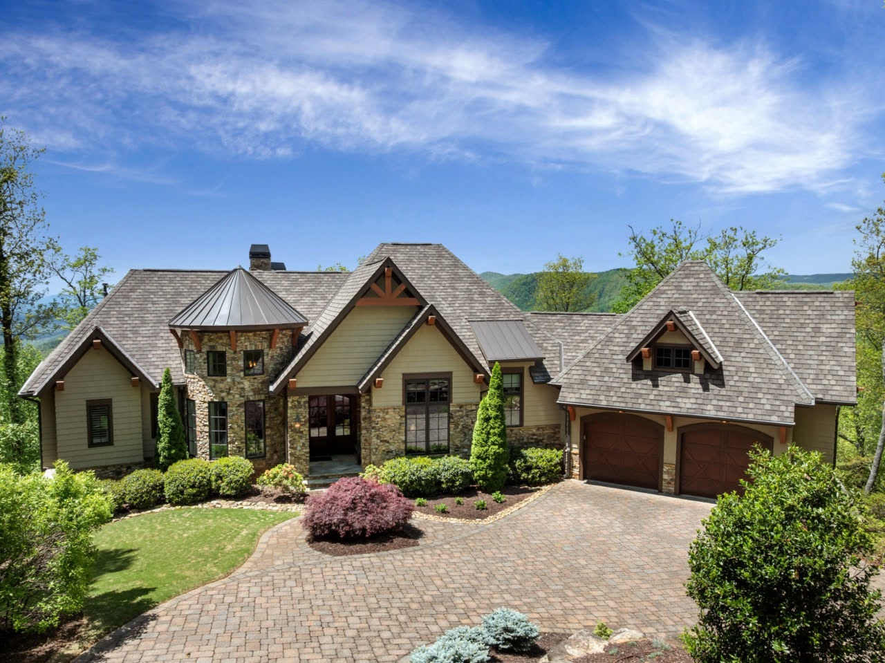 The Cliffs Real Estate