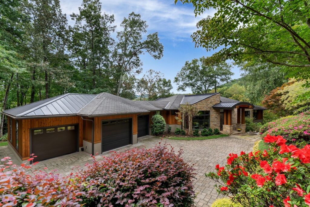 the cliffs real estate