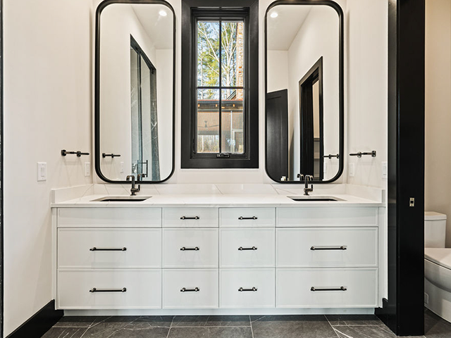 5_Whispering_Bells_Ct_CliffsBuilders_WC-12